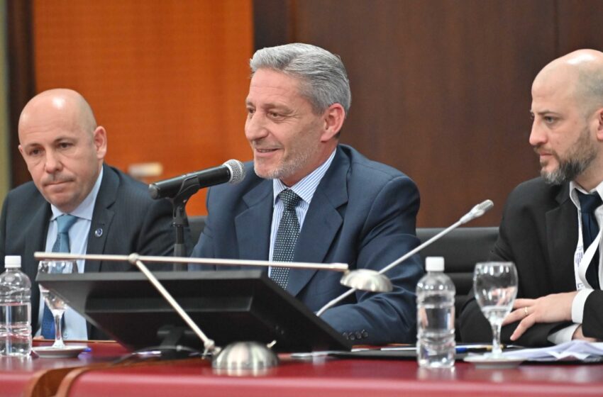  Arcioni presidió la apertura oficial del Parlamento Patagónico y ponderó el trabajo unido para impulsar la “Marca Patagonia”