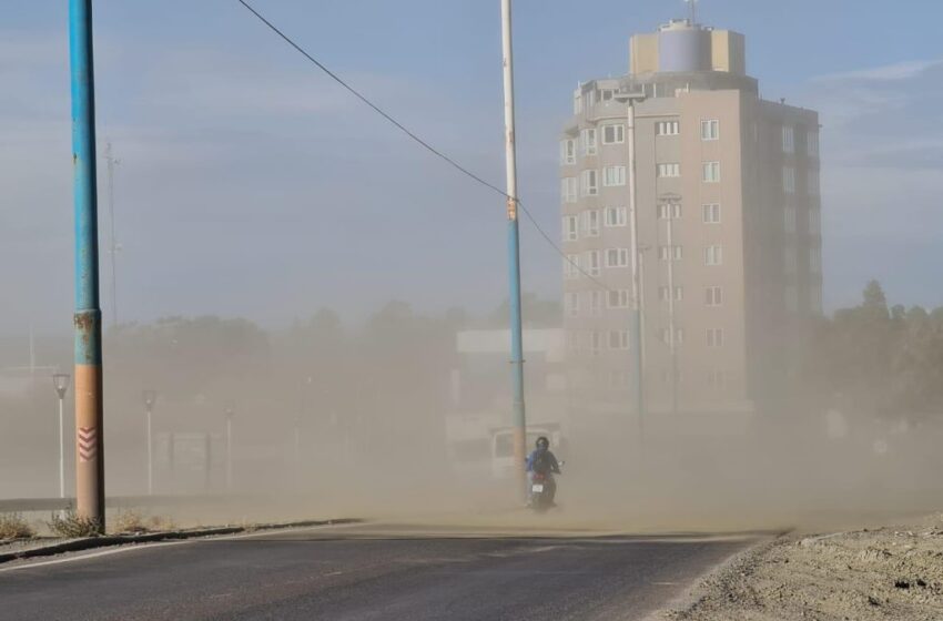  Fin de semana largo en Comodoro con rafagas de vientos que alcanzaran los 100 km/h