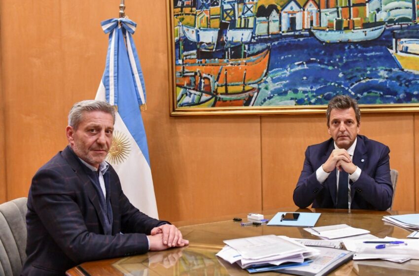  El gobernador Arcioni se reunió con Sergio Massa