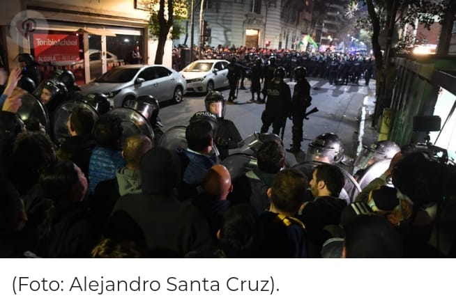  Tensión frente a la casa de Cristina Kirchner: marchas a favor y en contra del pedido de condena