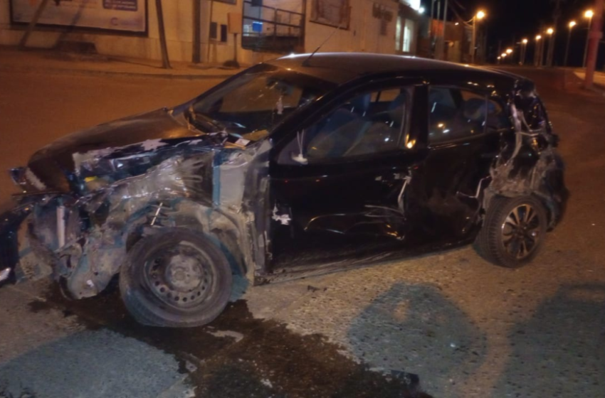  Manejaba alcoholizado y chocó contra un camión