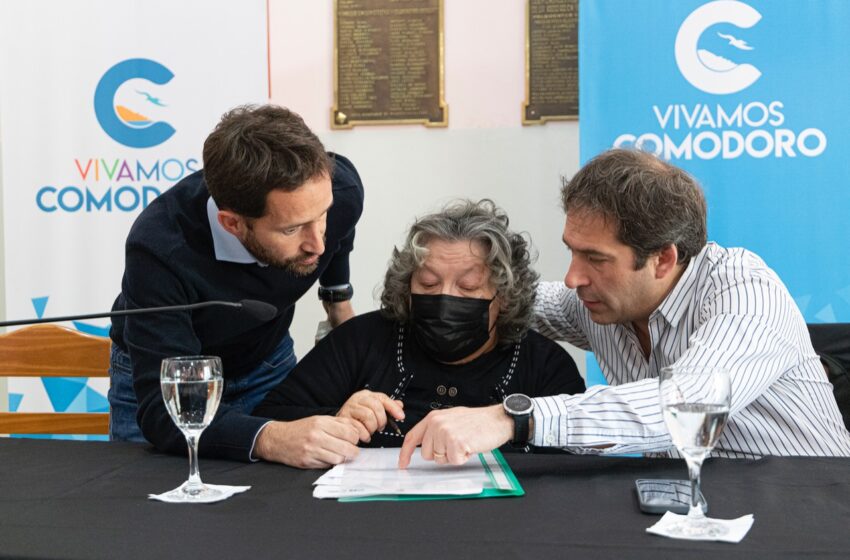  Luque licitó importantes obras de pavimento y mejoramiento vial