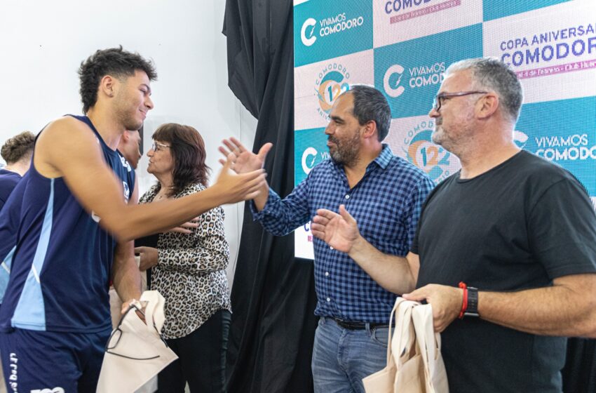  Con la presencia de la Selección Argentina, la Municipalidad presentó el torneo de vóley “Aniversario de Comodoro Rivadavia”