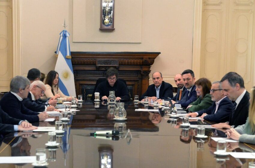  El Gobierno prepara la venta de empresas, terrenos y edificios públicos
