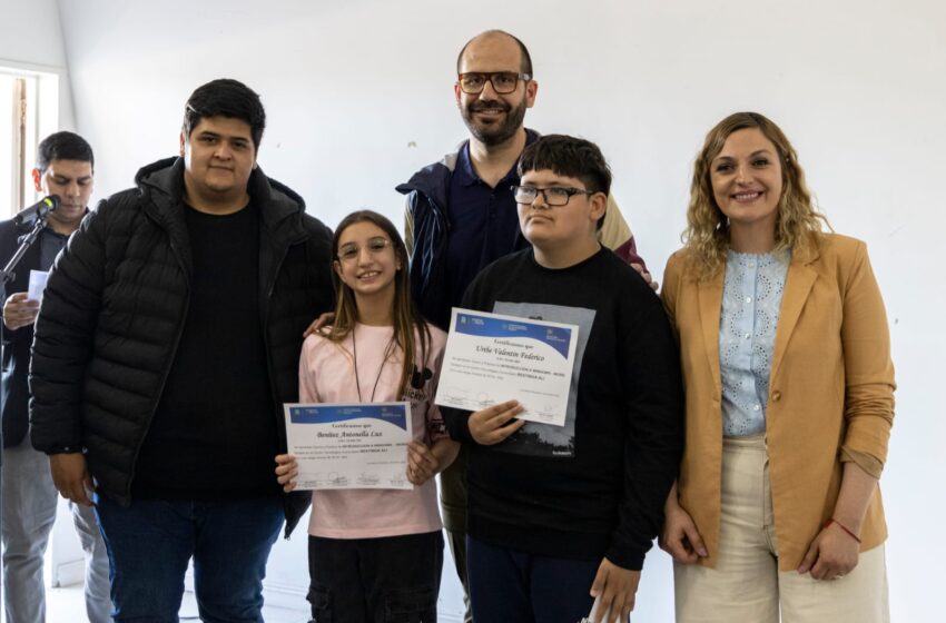  130 personas recibieron la certificación por cursos realizados en los Centros Tecnológicos Comunitarios