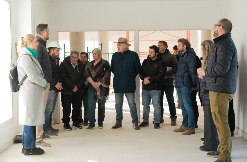  Tras la reactivación de la construcción, Othar recorrió la obra del Centro Encuentro Zona Sur