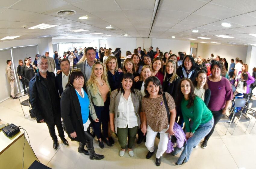  Provincia realizó en Rawson la Primera Jornada de Sensibilización sobre Adopciones en Chubut