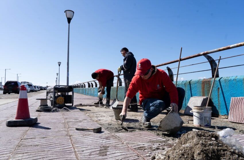  Comenzaron tareas de reparación en los paseos costeros de la ciudad