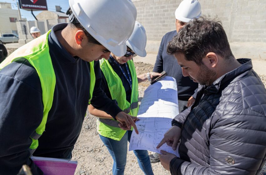  Inició la obra del colector cloacal Concejal Avila que beneficiará a más de 1400 familias