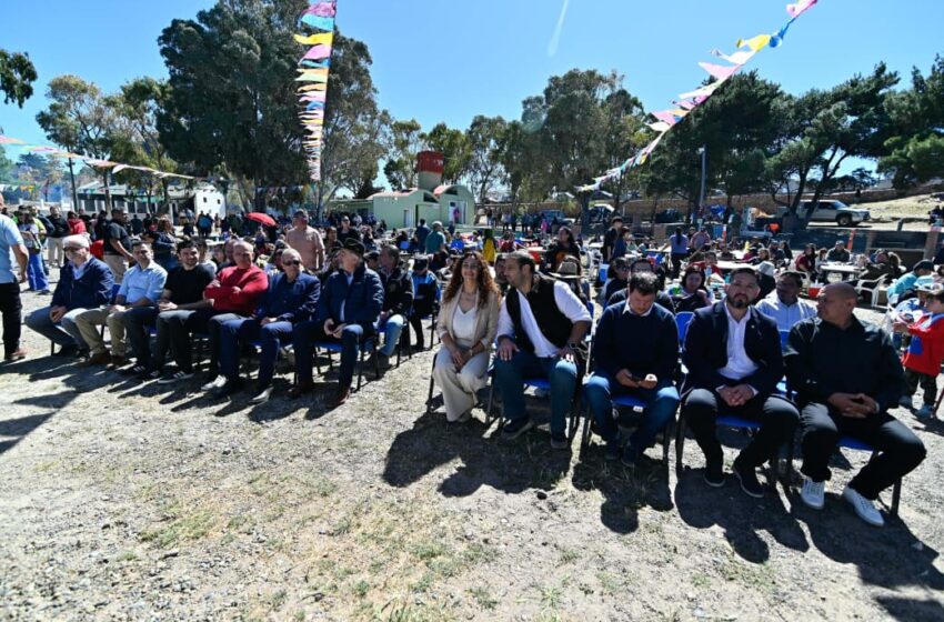 El Gobierno del Chubut acompañó el 125° aniversario de Camarones y ratificó el acompañamiento a las fiestas populares en la provincia