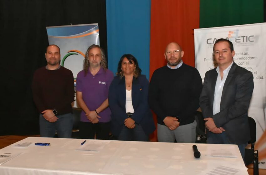  El Gobierno del Chubut firmó un convenio con CABASE para la futura instalación de un Punto de Intercambio de Internet en Esquel