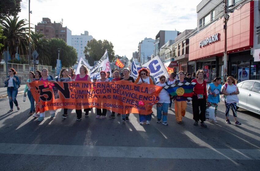  Se concretó la marcha por el Día Internacional de la Eliminación de la Violencia contra las Mujeres