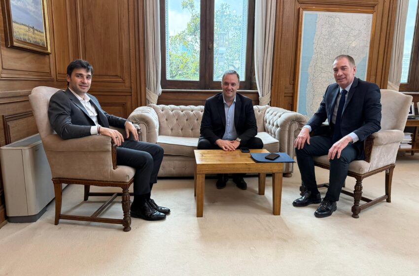  Torres se reunió con el Ministro del Interior de la Nación, con el Jefe de Gabinete, y confirmó el compromiso para la eliminación de las retenciones