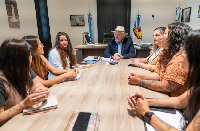   El intendente recibió a las nuevas autoridades de la Delegación Sur del Colegio Profesional de Trabajadores Sociales