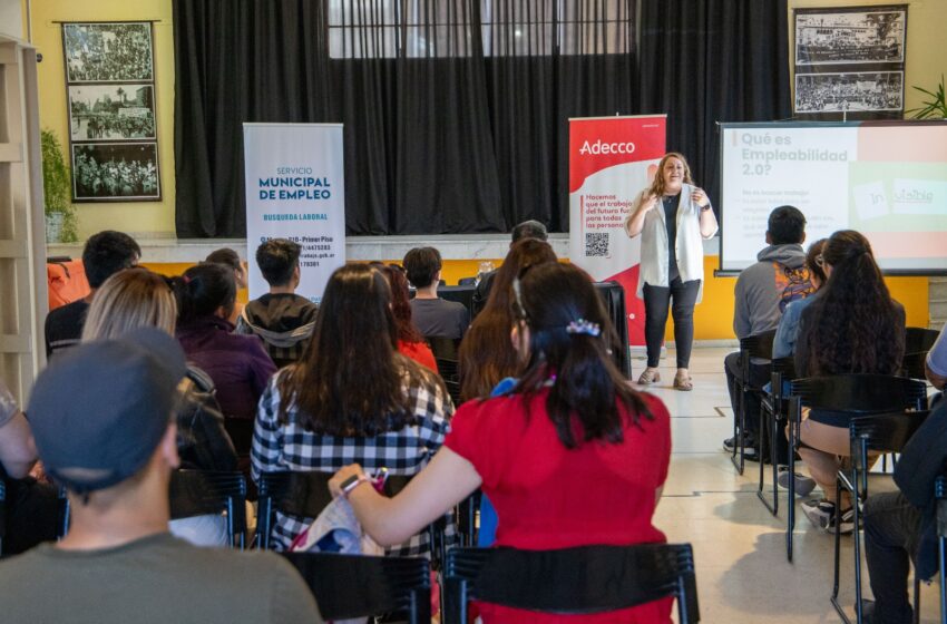  Más de 40 usuarios registrados en la Oficina de Empleo se capacitaron en “Empleabilidad 2.0”