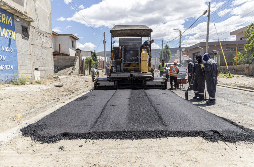  El Municipio avanza con la pavimentación de calles en barrio San Cayetano»