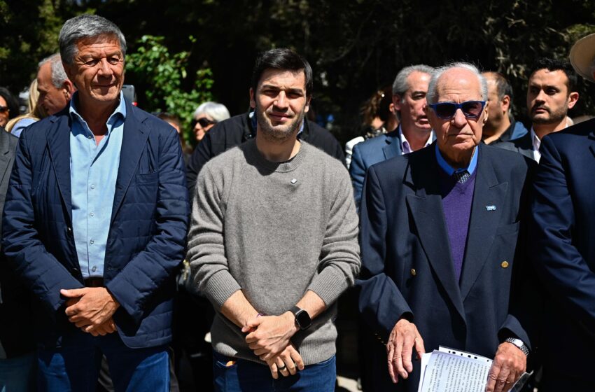 Torres encabezó el acto por 118º Aniversario del Día Nacional del Petróleo y convocó a todos los sectores «a trabajar poniendo al bienestar de los chubutenses por sobre cualquier diferencia política»