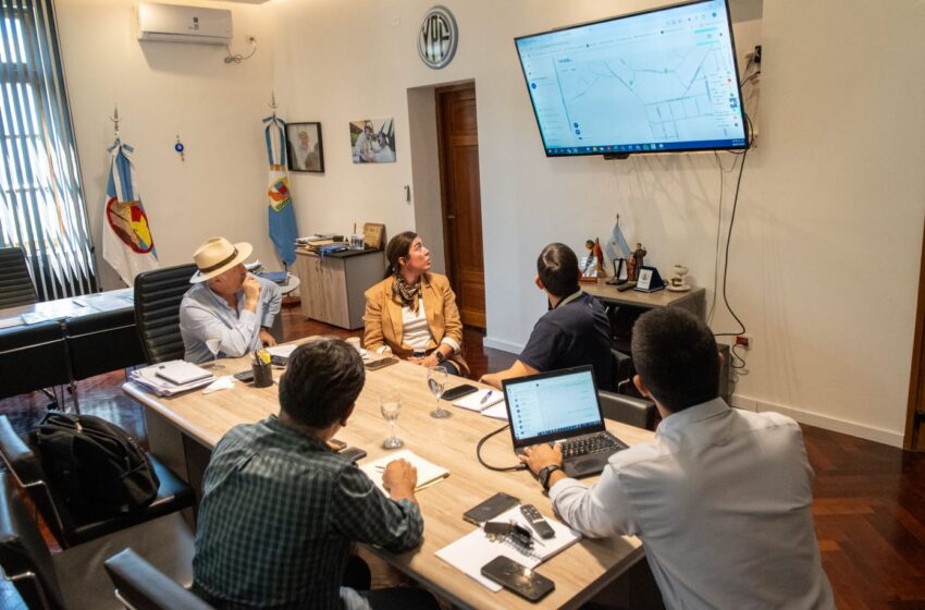  «El intendente activó un protocolo técnico de monitoreo ante el movimiento de suelo en el Cerro Hermitte»