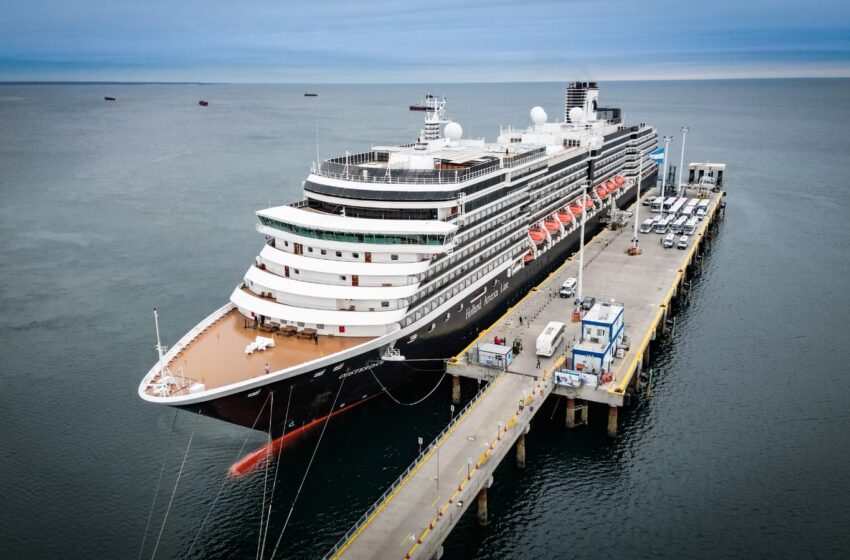  Chubut recibe al crucero Oosterdam en su segunda escala de la temporada