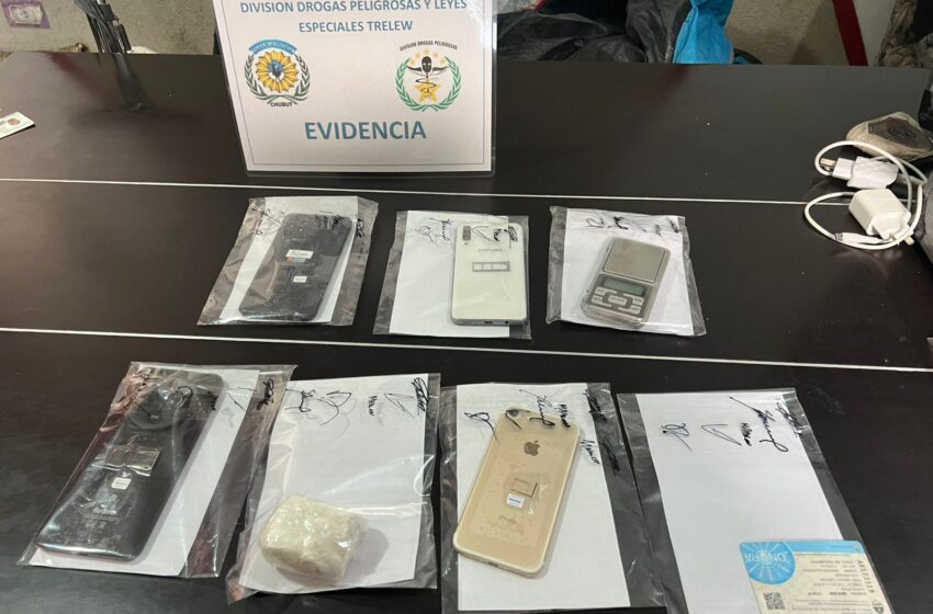  Importante operativo policial permitió desarticular cinco puntos de venta de drogas en Trelew