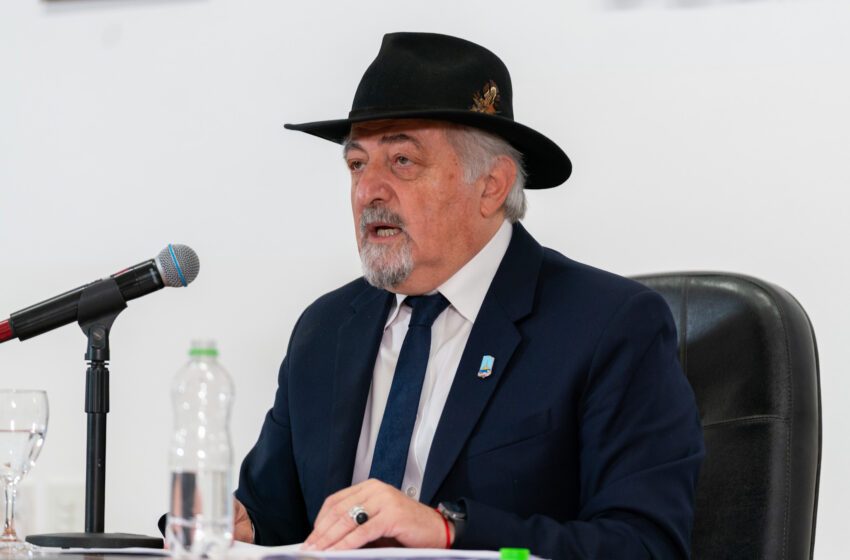  Othar inauguró el período de sesiones con un llamado a la unidad y al desarrollo industrial de Comodoro