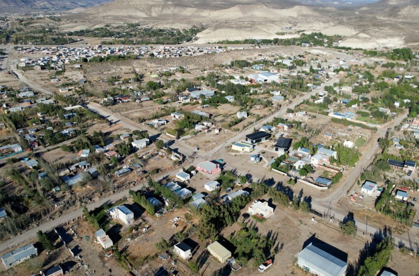  Mediante actas acuerdo con vecinos, el Municipio avanza con la reactivación de mensuras en Km. 17