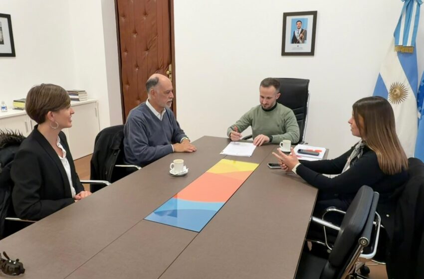  El Registro Civil y el Banco del Chubut avanzan en la integración digital para agilizar procesos administrativos