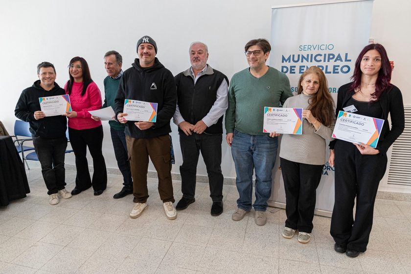  El Municipio entregó certificados a 37 emprendedores locales