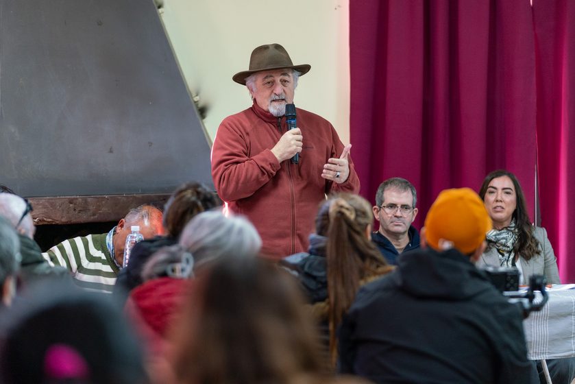   Othar anunció la obra de gas para el barrio El Atardecer que beneficiará a 134 familia