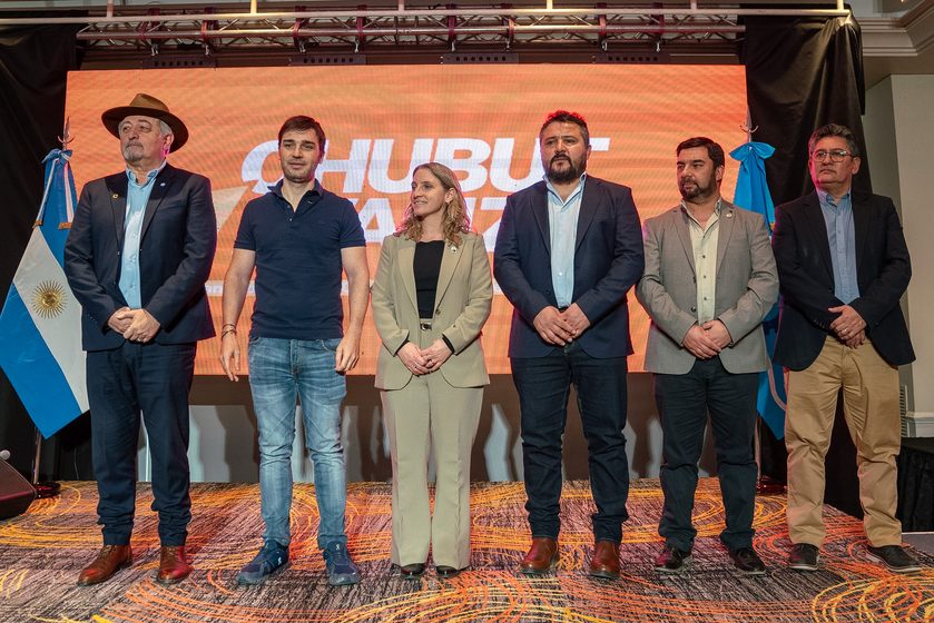  “Hoy se dio un paso importante con la licitación del nuevo acueducto”