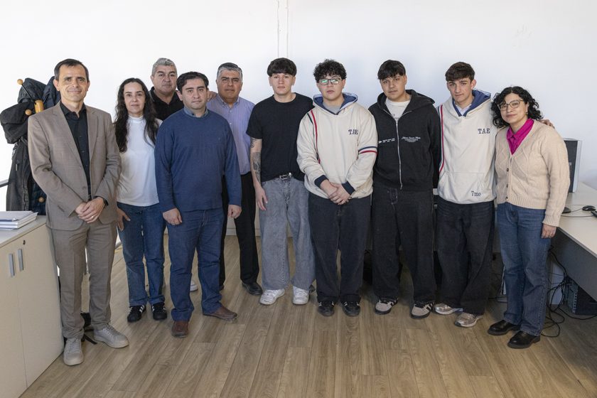  «Jóvenes estudiantes suman experiencia laboral a través de pasantías en áreas municipales»