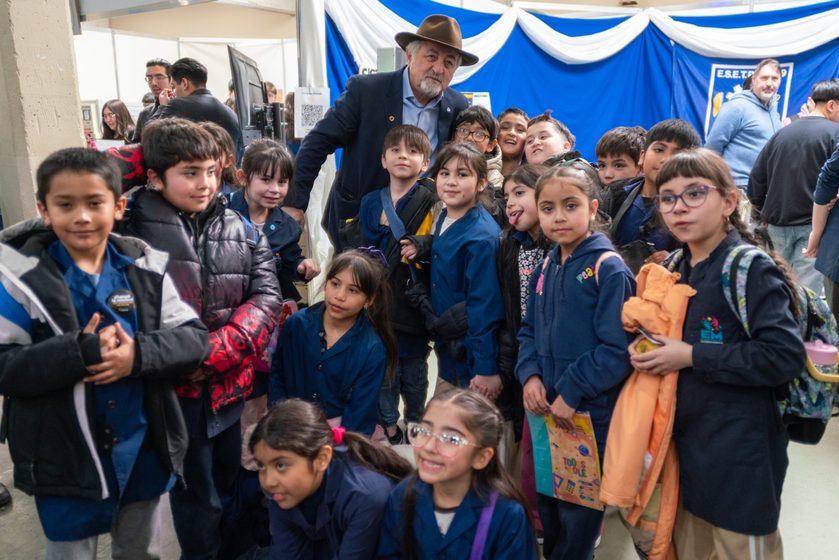  Othar presidió la apertura de la 3° edición de EduCO: “No hay futuro sin educación»