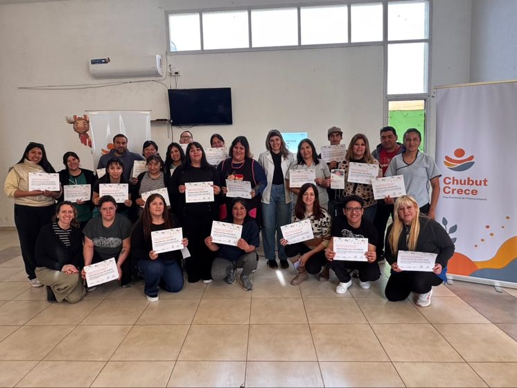  Chubut Crece: el Gobierno provincial capacitó al personal del Hogar de Niños de Trelew en manipulación segura de alimentos