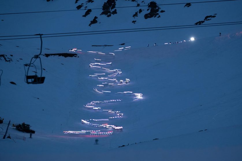  La Hoya vivió una noche especial con otra edición de la Bajada de Luces