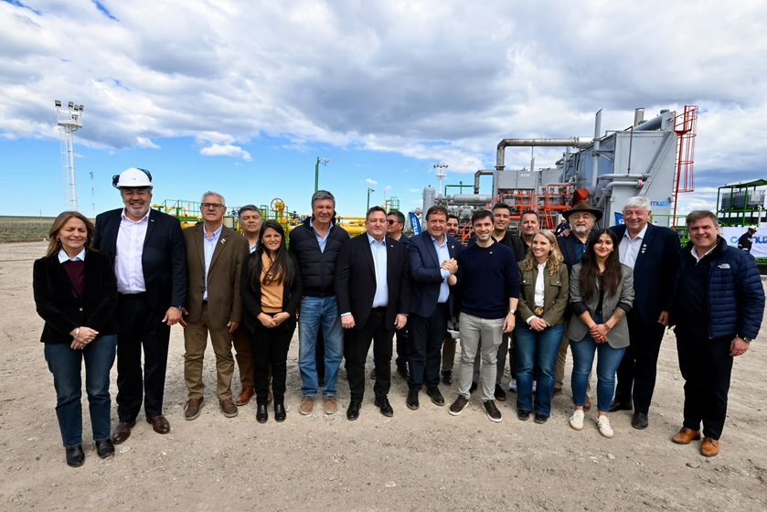  Hito en la Patagonia: Torres y Weretilneck inauguraron la Planta Compresora Holdich, finalizando una obra fundamental para el abastecimiento de gas en la región